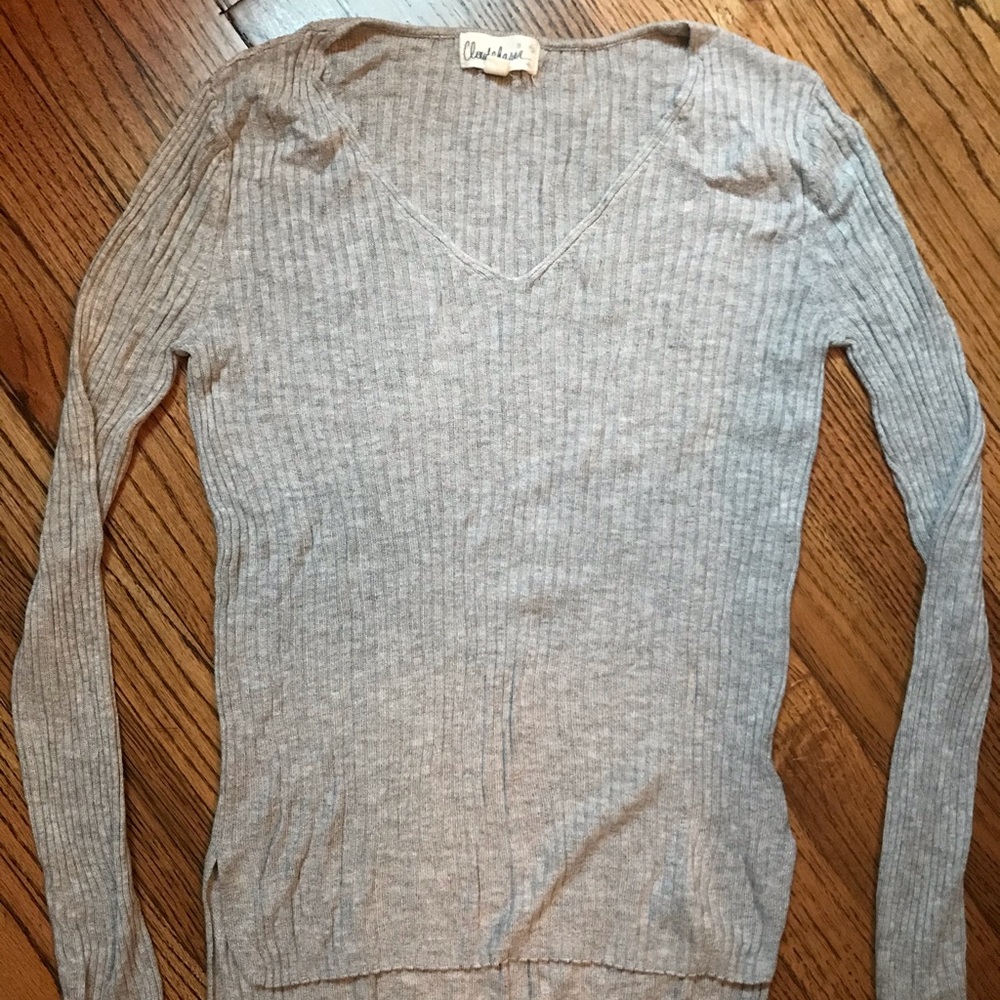 Gray ribbed long sleeve top